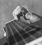 Уроки гитары -  Положение рук на гитаре: левая рука  - Урок 5